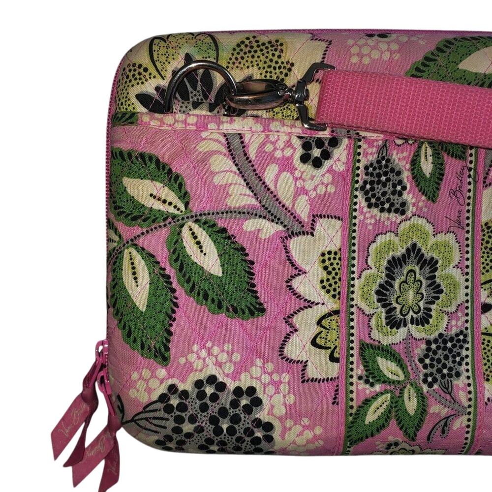 Vera Bradley Laptop Tablet Case- Priscilla Pink Pattern